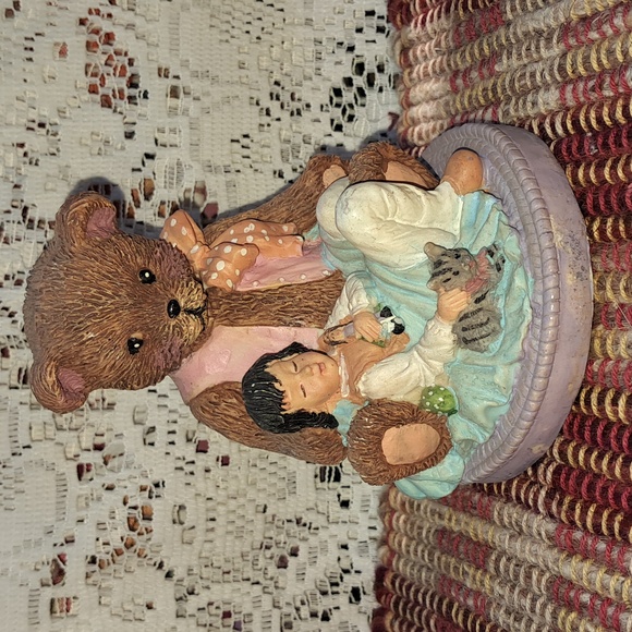 🎇🎉🎇 VINTAGE BOYD'S BEARS ??  Resin Sculpture  MAMA Holding SLEEPING GIRL - Picture 14 of 14